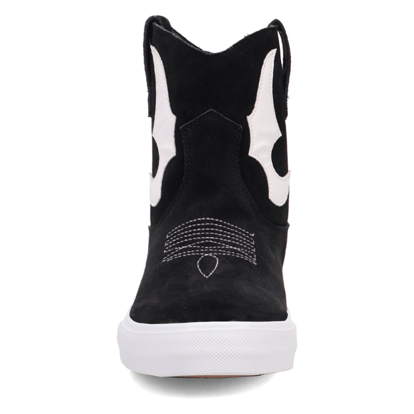 PRODUCT SHOT OLLIE SNEAKER AT FRONT ANGLE