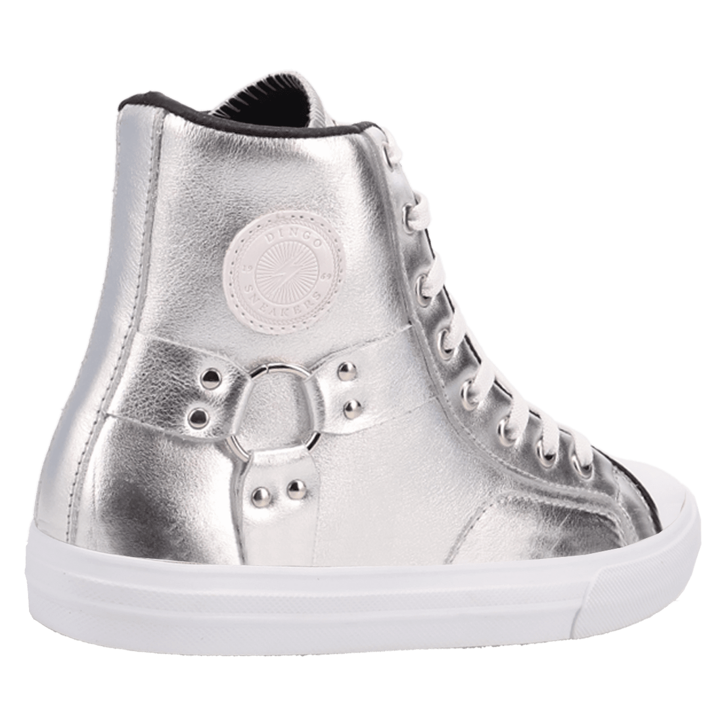 PRODUCT SHOT KNARLY SNEAKER AT 315 DEGREE ANGLE