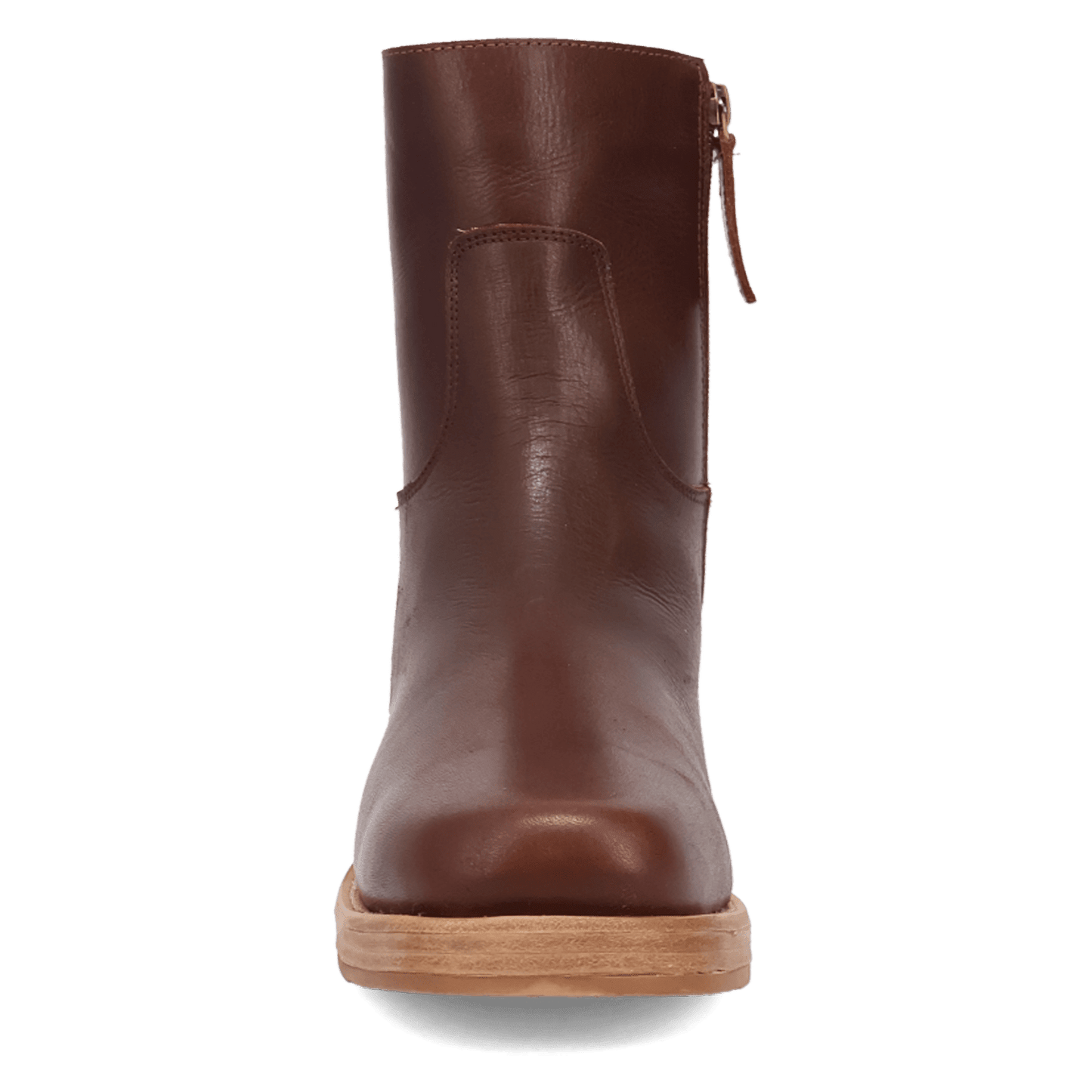 PRODUCT SHOT BANNER LEATHER BOOT AT FRONT ANGLE