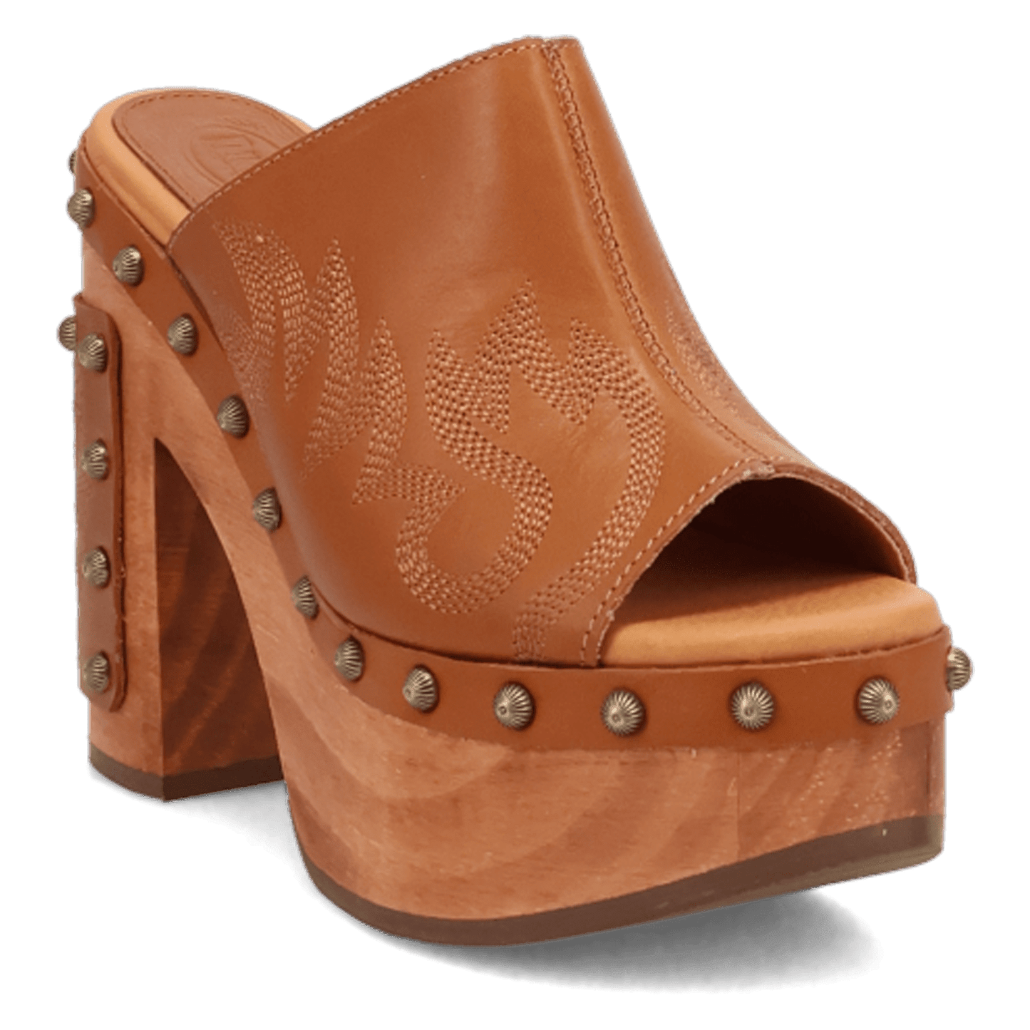 PRODUCT SHOT FREE SPIRIT WOODEN SANDAL AT 45 DEGREE ANGLE