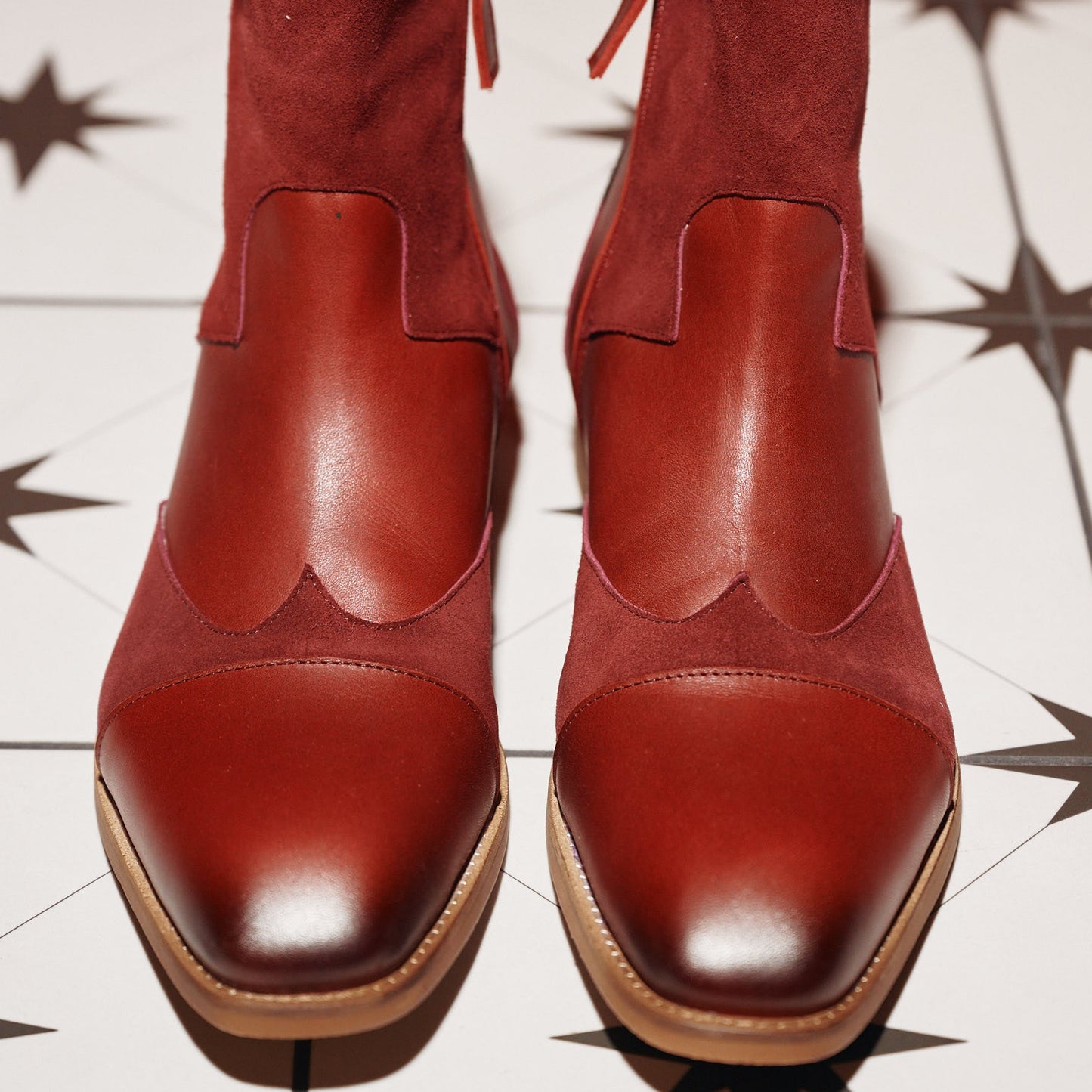 BARNSLEY LEATHER BOOT
