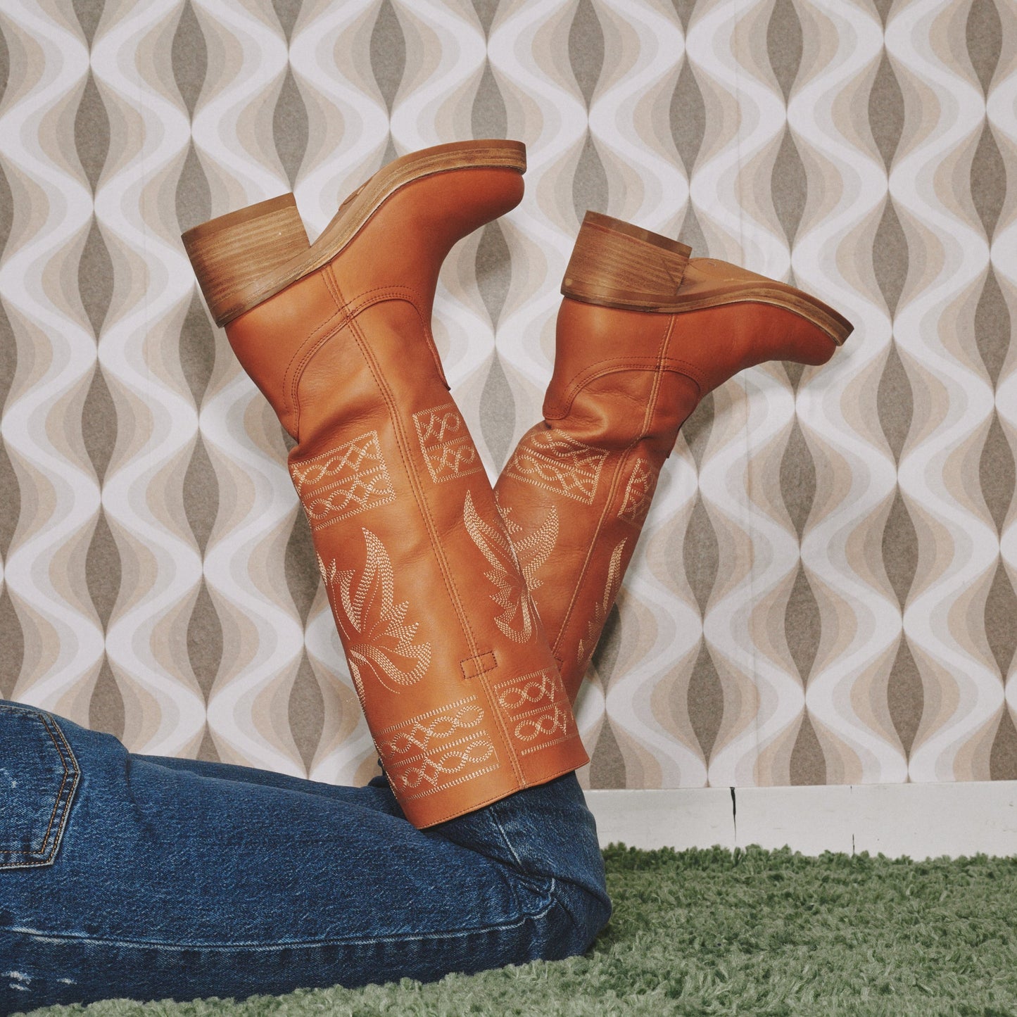 AVALON LEATHER BOOT