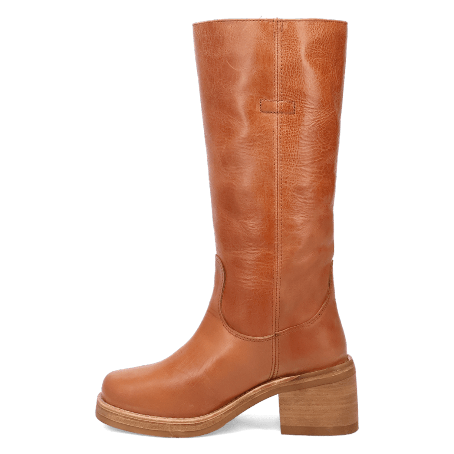 PRODUCT SHOT VAGABOND LEATHER BOOT AT 135 DEGREE OUTSIDE ANGLE