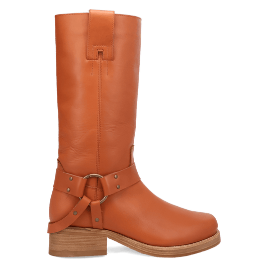 PRODUCT SHOT RIP LEATHER BOOT AT 90 DEGREE INSIDE ANGLE