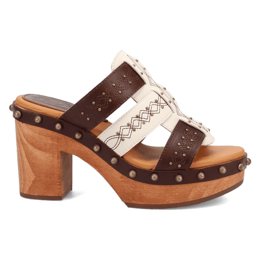 PRODUCT SHOT CHATEAU WOODEN SANDAL AT 90 DEGREE INSIDE ANGLE