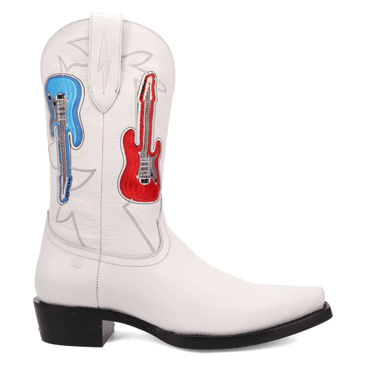 PRODUCT SHOT ROAD HOUSE LEATHER BOOT AT 90 DEGREE INSIDE ANGLE