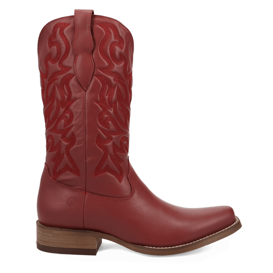 PRODUCT SHOT YOUNG BLOOD LEATHER BOOT AT 90 DEGREE INSIDE ANGLE
