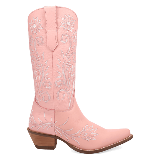 PRODUCT SHOT BUTTERCUP LEATHER BOOT AT 90 DEGREE INSIDE ANGLE