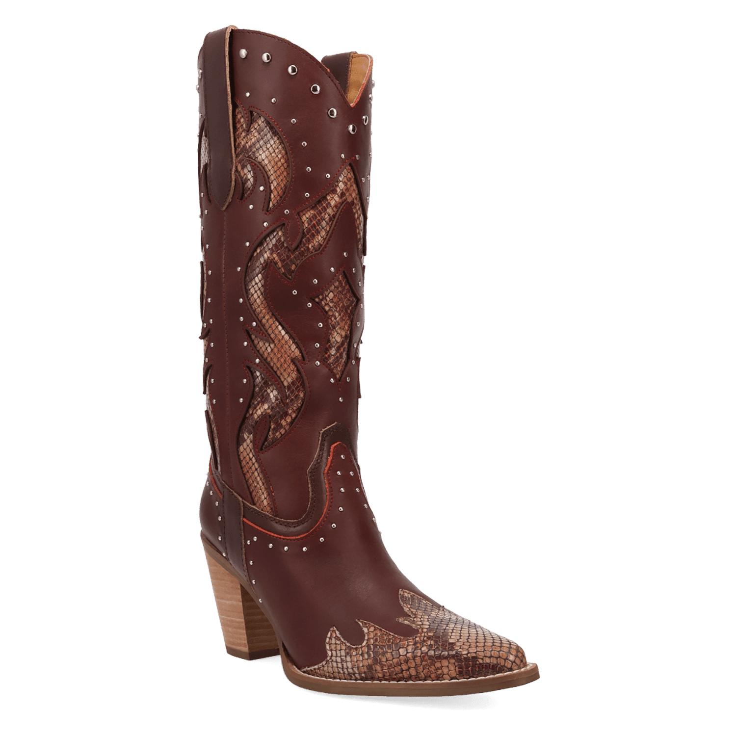 PRODUCT SHOT UNTAMED LEATHER BOOT AT 45 DEGREE ANGLE