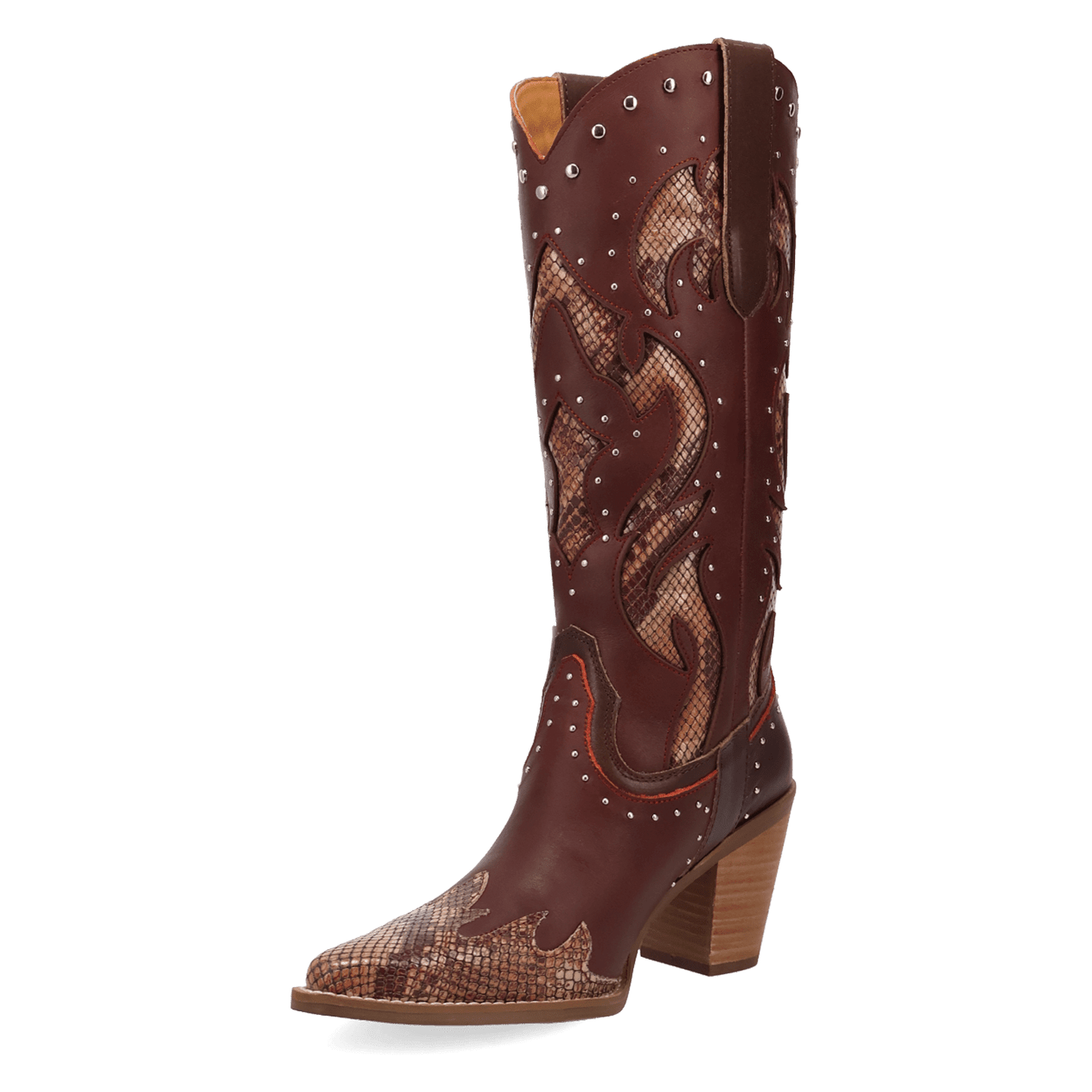 PRODUCT SHOT UNTAMED LEATHER BOOT AT 225 DEGREE ANGLE