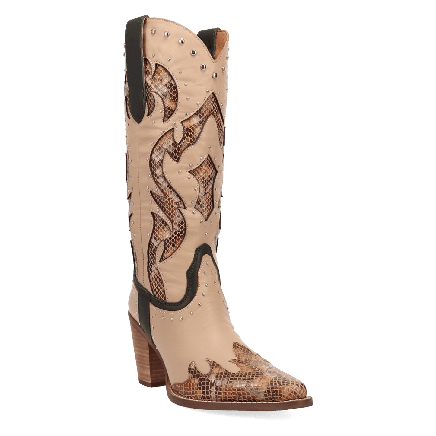 PRODUCT SHOT UNTAMED LEATHER BOOT AT 45 DEGREE ANGLE