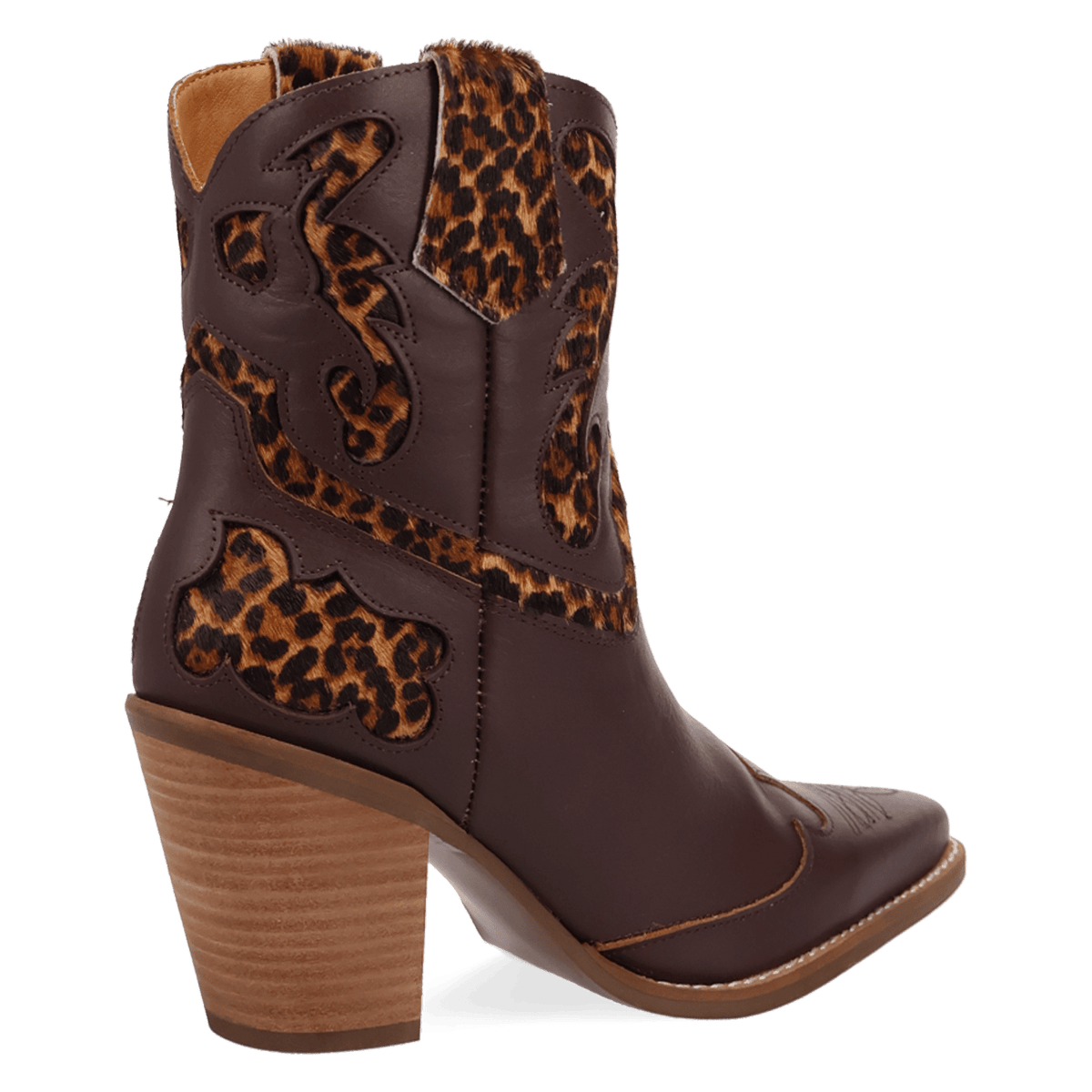 PRODUCT SHOT RUN WILD LEATHER BOOTIE AT 315 DEGREE ANGLE