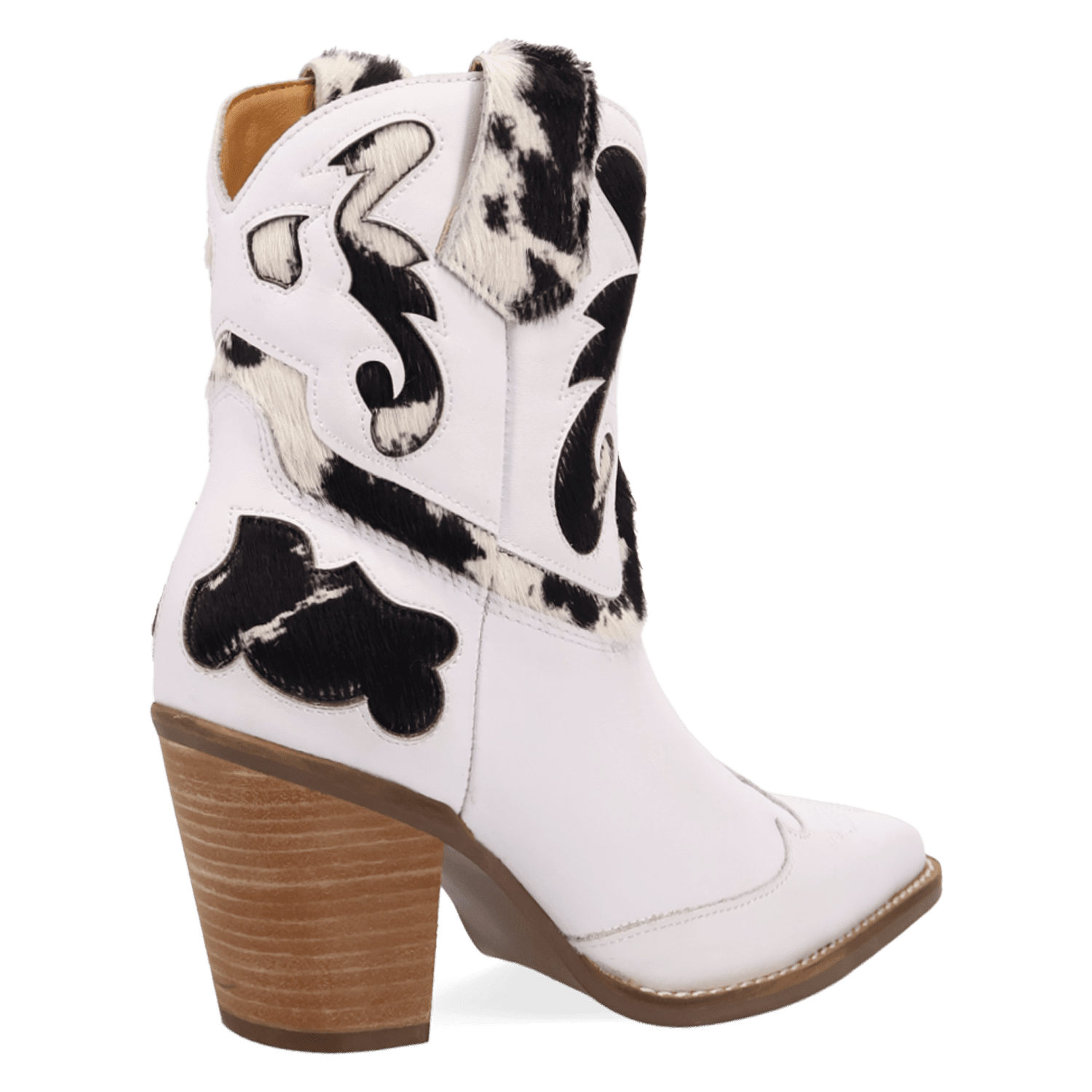 PRODUCT SHOT RUN WILD LEATHER BOOTIE AT 315 DEGREE ANGLE
