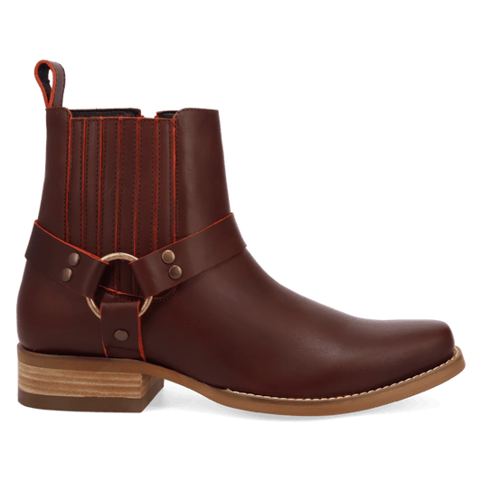 PRODUCT SHOT ROWDY LEATHER BOOT AT 90 DEGREE INSIDE ANGLE