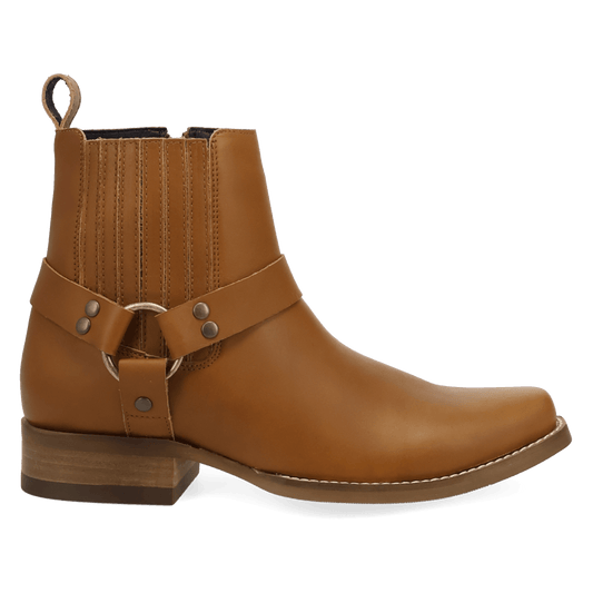 PRODUCT SHOT ROWDY LEATHER BOOT AT 90 DEGREE INSIDE ANGLE