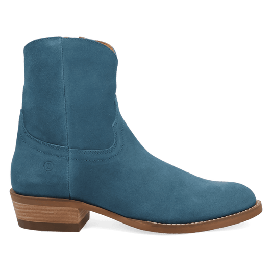 PRODUCT SHOT NIGHT SHIFT LEATHER BOOT AT 90 DEGREE INSIDE ANGLE
