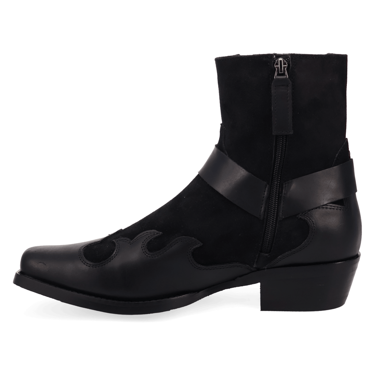 PRODUCT SHOT BANDIT LEATHER BOOT AT 135 DEGREE OUTSIDE ANGLE