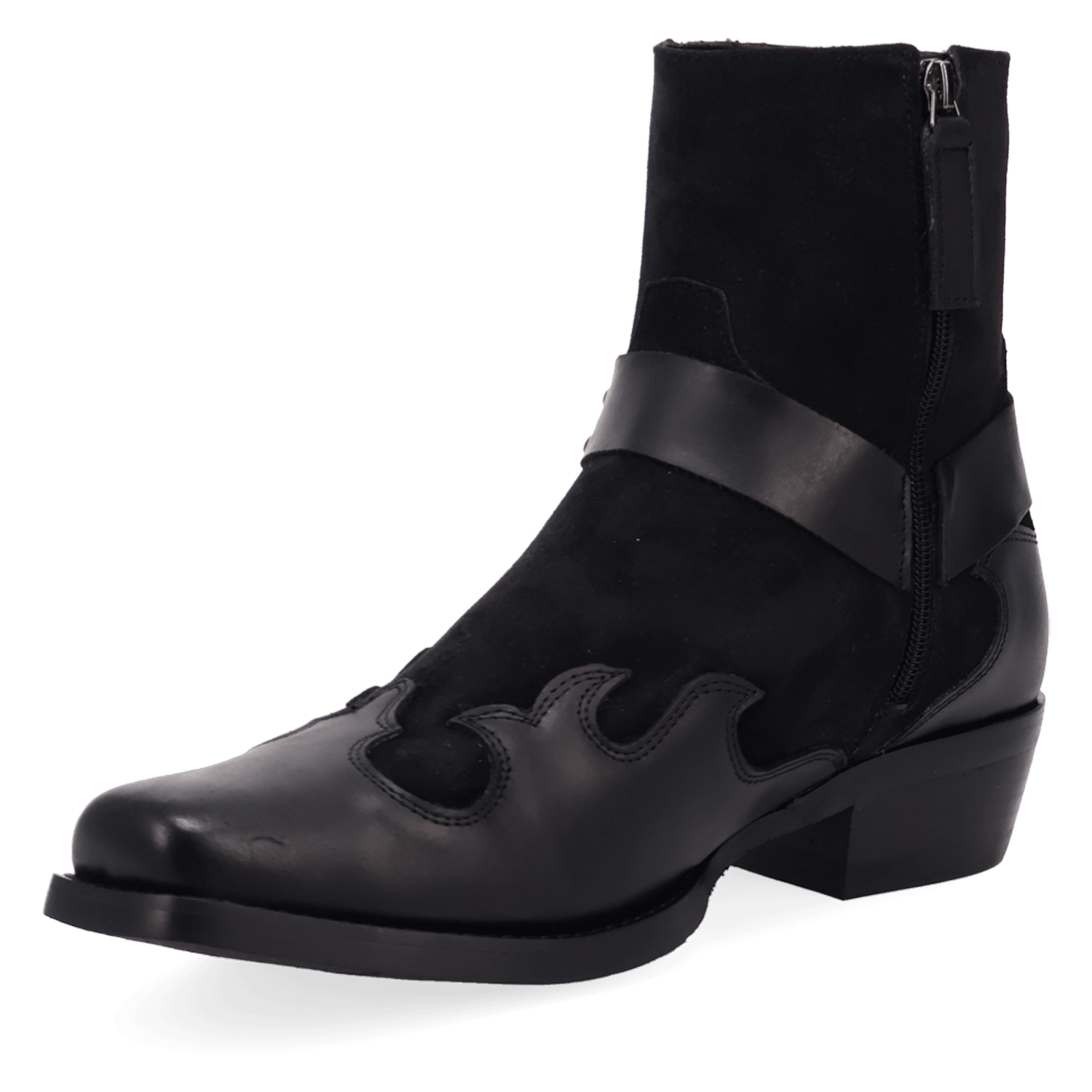 PRODUCT SHOT BANDIT LEATHER BOOT AT 225 DEGREE ANGLE