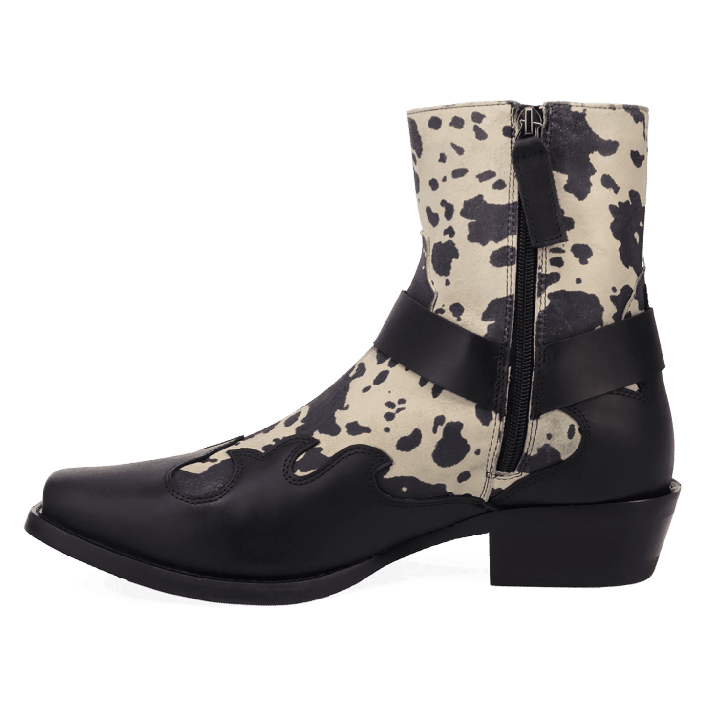 PRODUCT SHOT BANDIT LEATHER BOOT AT 135 DEGREE OUTSIDE ANGLE