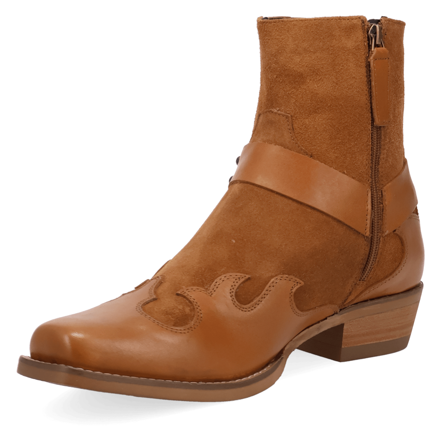 PRODUCT SHOT BANDIT LEATHER BOOT AT 225 DEGREE ANGLE
