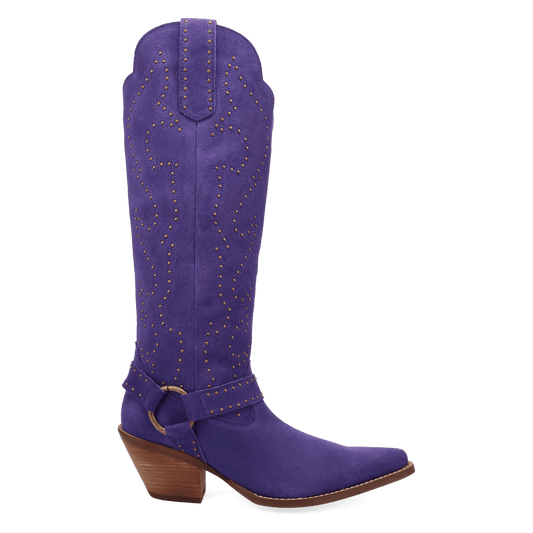 PRODUCT SHOT WICKED LEATHER BOOT AT 90 DEGREE INSIDE ANGLE