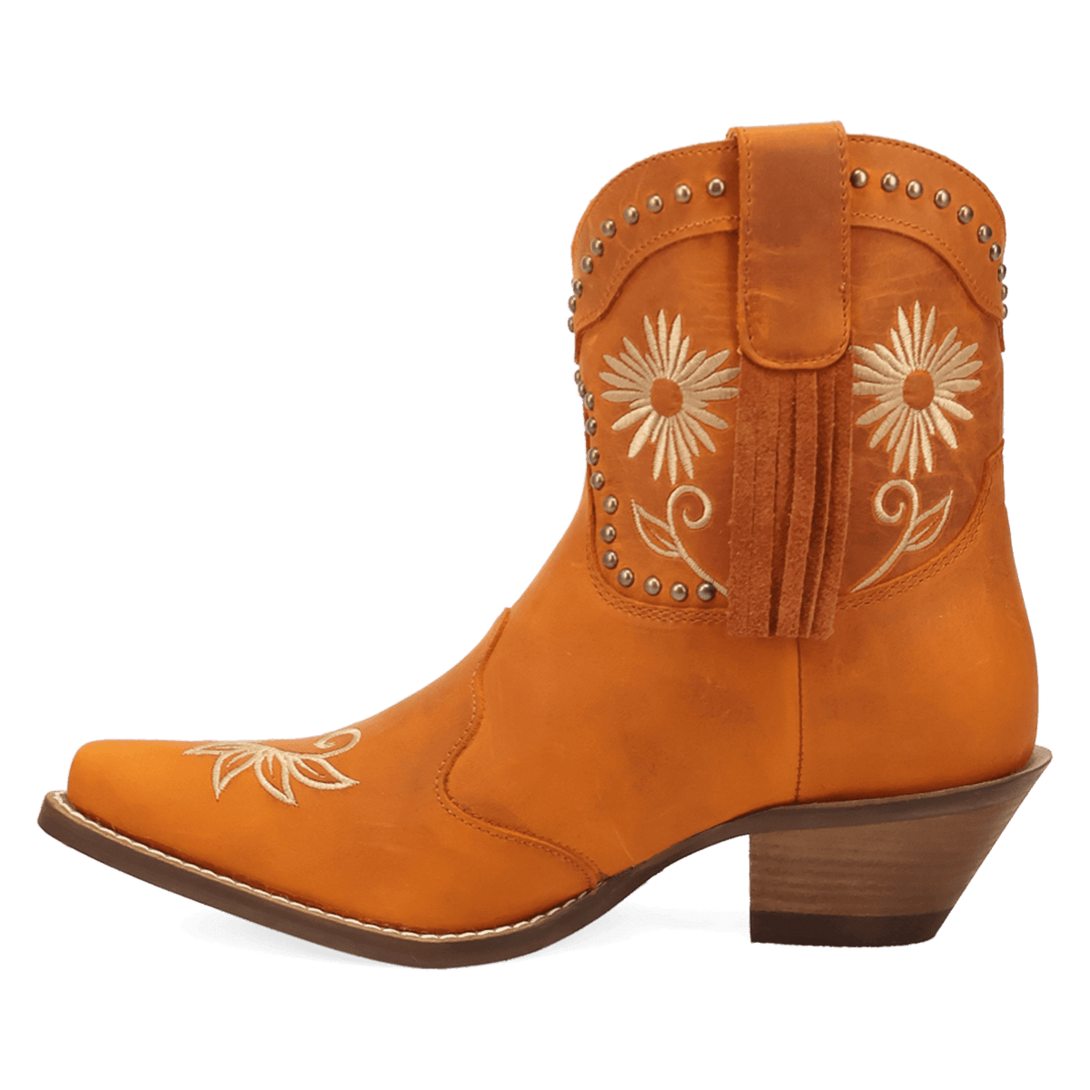 PRODUCT SHOT COUNTRY CUTE LEATHER BOOTIE AT 135 DEGREE OUTSIDE ANGLE