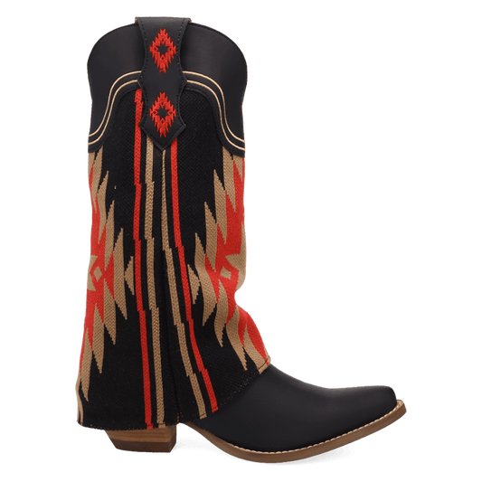 PRODUCT SHOT MYSTIC MESA FABRIC WRAPPED BOOT AT 90 DEGREE INSIDE ANGLE