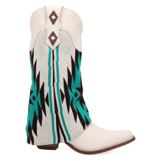 PRODUCT SHOT MYSTIC MESA FABRIC WRAPPED BOOT AT 90 DEGREE INSIDE ANGLE