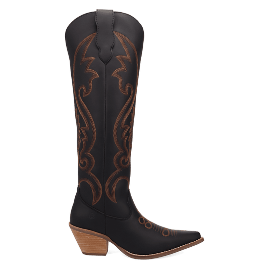 PRODUCT SHOT PEYOTE LEATHER BOOT AT 90 DEGREE INSIDE ANGLE