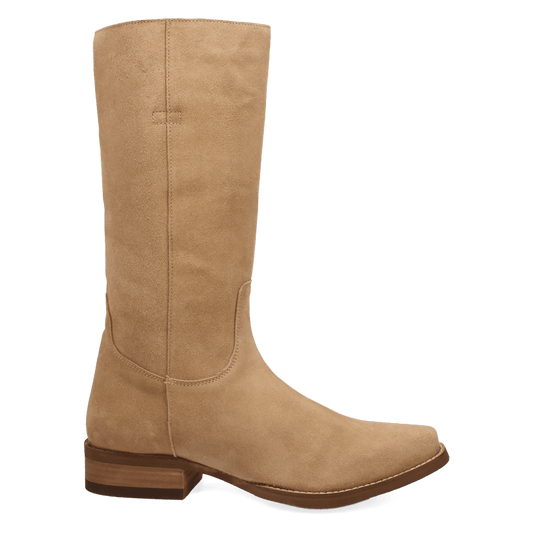 PRODUCT SHOT BOONE LEATHER BOOT AT 90 DEGREE INSIDE ANGLE