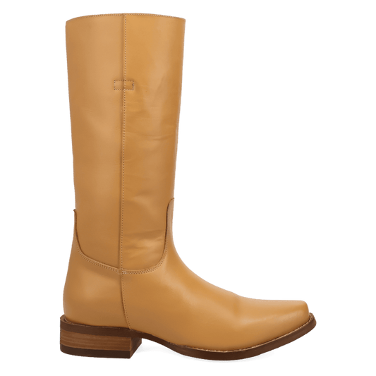 PRODUCT SHOT BOONE LEATHER BOOT AT 90 DEGREE INSIDE ANGLE