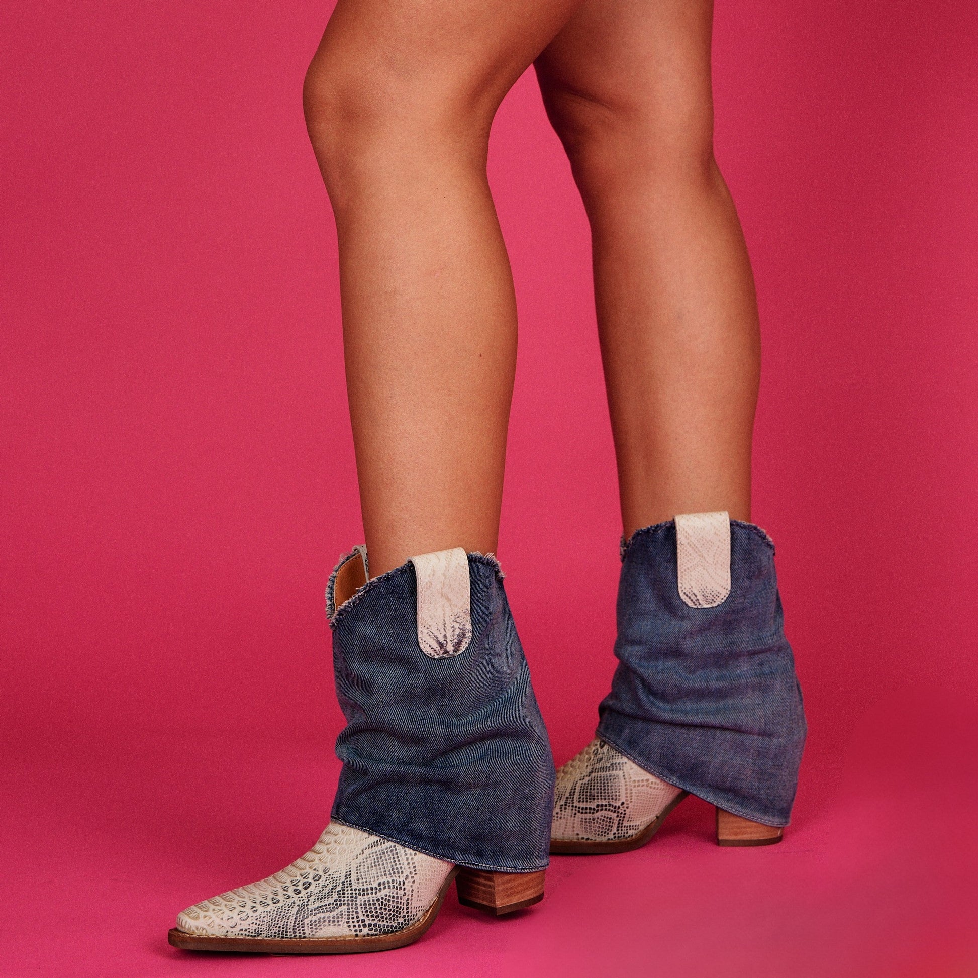 DENIM DREAM LEATHER BOOTIE